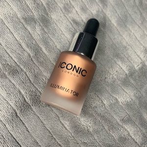 Illuminator
